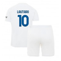 Inter Milan Lautaro Martinez #10 Bortatröja Barn 2023-24 Kortärmad (+ Korta byxor)